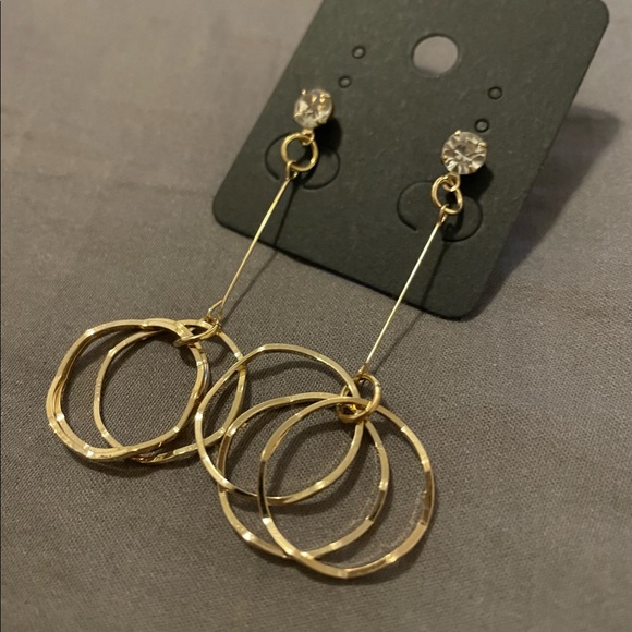 2-pair golden circles and bling studs earrings set - Picture 2 of 2